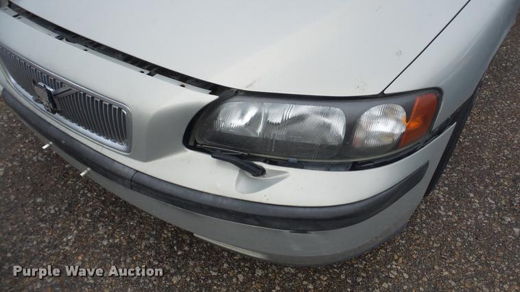 image for item DA2090 2001 Volvo V70