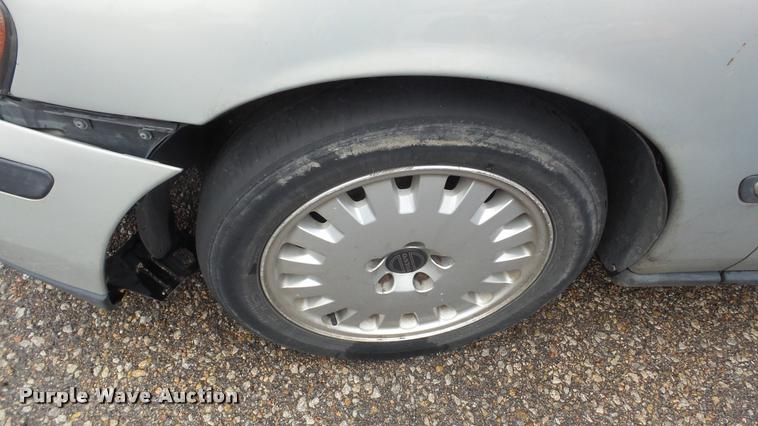 image for item DA2090 2001 Volvo V70