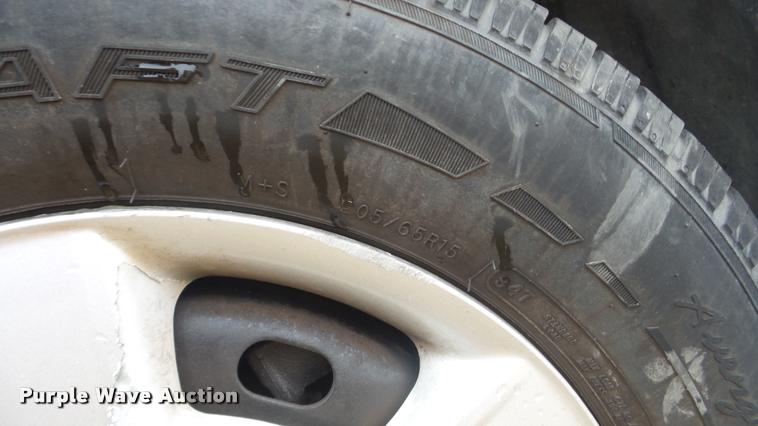 image for item DA2092 2004 Dodge Stratus