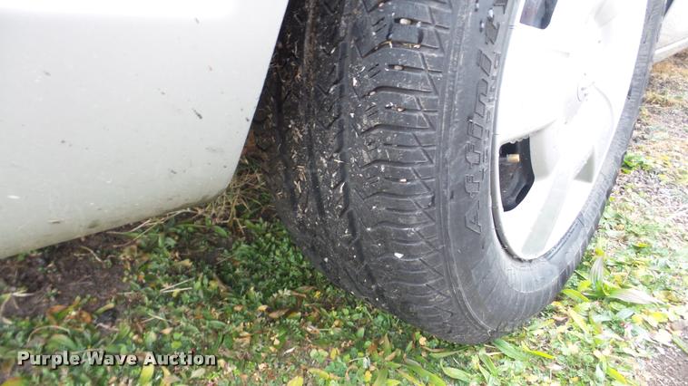 image for item DA2092 2004 Dodge Stratus