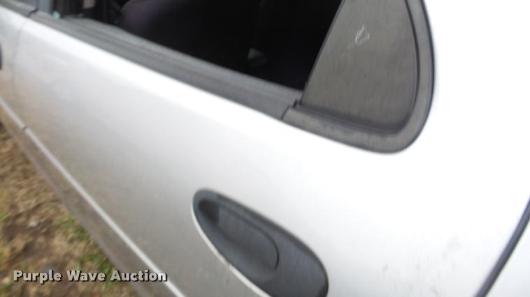 image for item DA2092 2004 Dodge Stratus