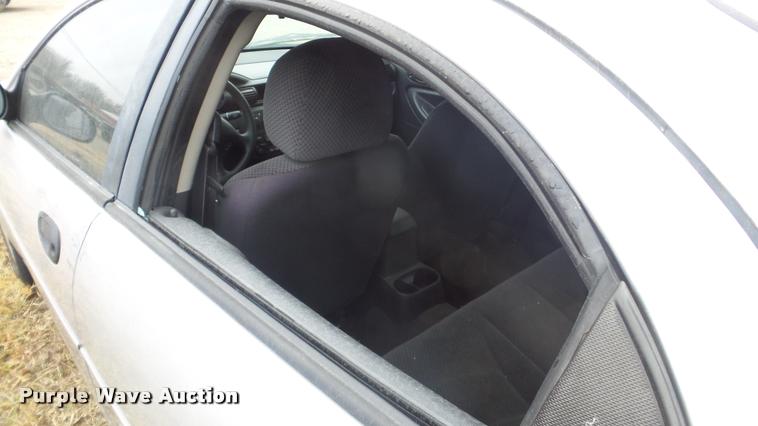 image for item DA2092 2004 Dodge Stratus