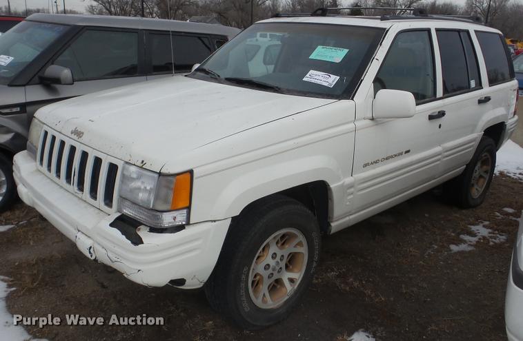 image for item DB2251 1997 Jeep Grand Cherokee SUV