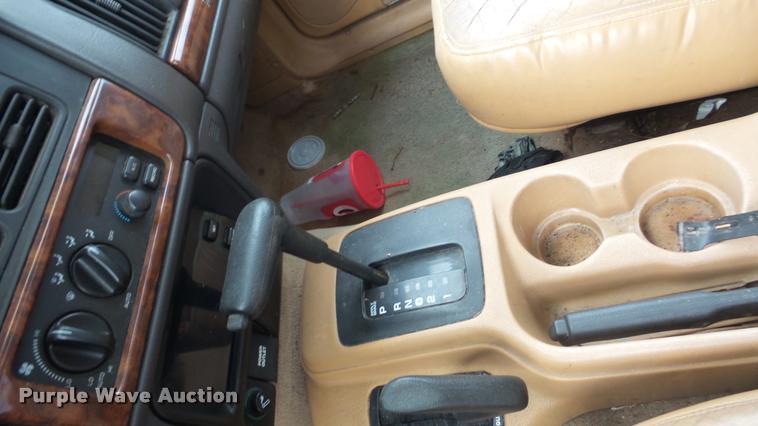 image for item DB2251 1997 Jeep Grand Cherokee SUV