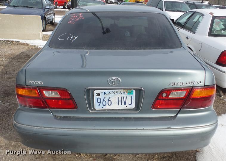 image for item DB2254 1999 Toyota Avalon