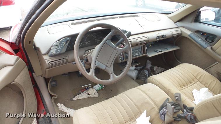 image for item DB2256 1993 Pontiac Grand Prix