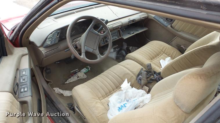 image for item DB2256 1993 Pontiac Grand Prix