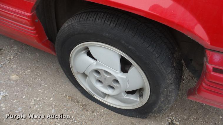 image for item DB2256 1993 Pontiac Grand Prix