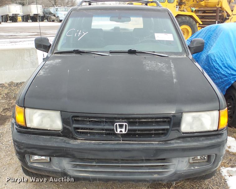 image for item DB2257 1999 Honda Passport SUV