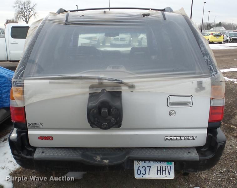 image for item DB2257 1999 Honda Passport SUV