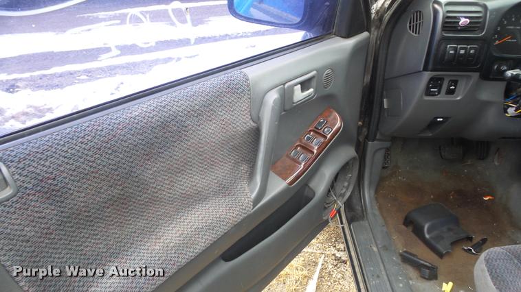 image for item DB2257 1999 Honda Passport SUV