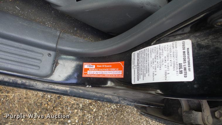 image for item DB2257 1999 Honda Passport SUV