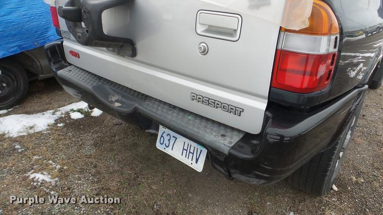 image for item DB2257 1999 Honda Passport SUV