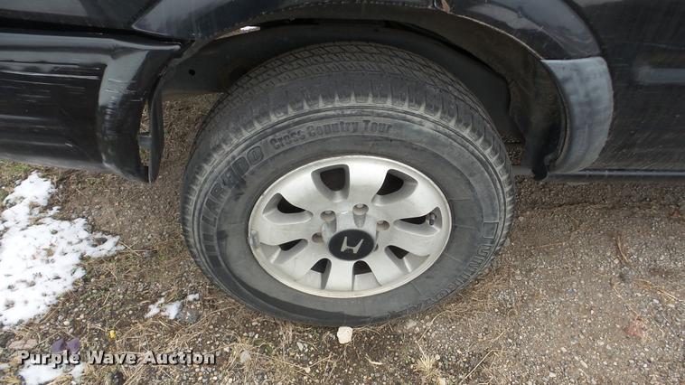 image for item DB2257 1999 Honda Passport SUV