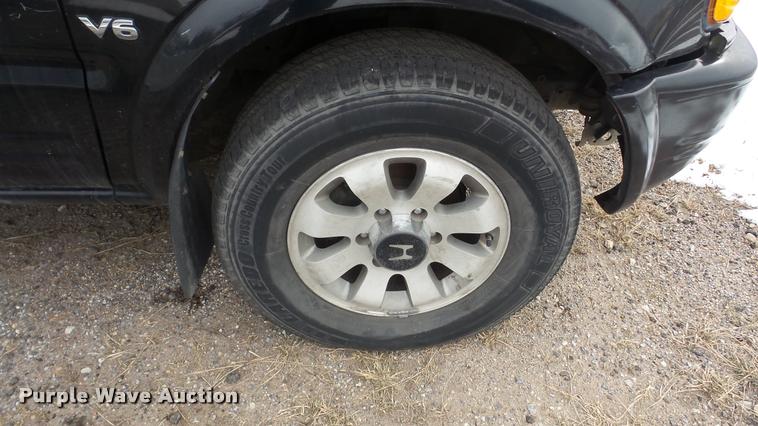 image for item DB2257 1999 Honda Passport SUV