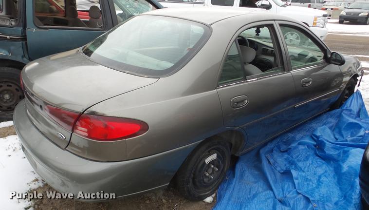 image for item DB2264 2002 Ford Escort