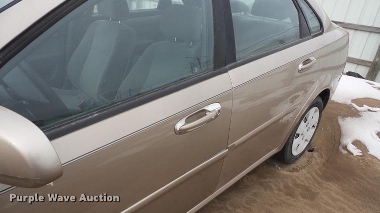 image for item DB2270 2006 Suzuki Forenza