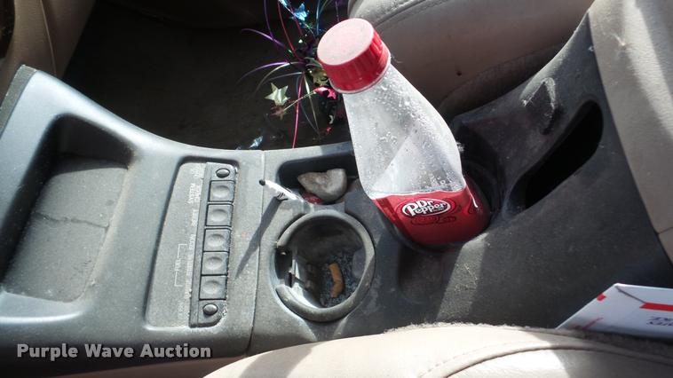 image for item DF9225 2000 Mercury Mountaineer SUV