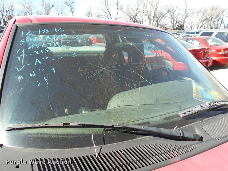 image for item AT9664 2003 Ford F150 SuperCab pickup truck