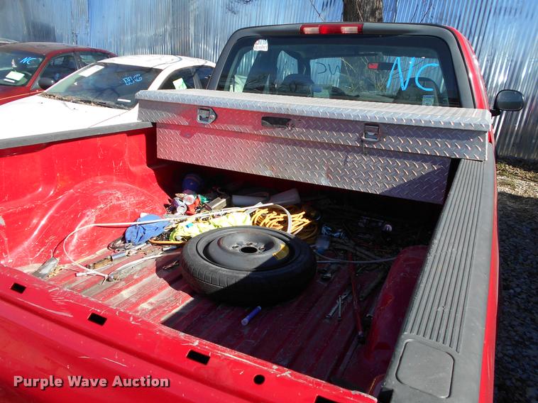 image for item AT9664 2003 Ford F150 SuperCab pickup truck