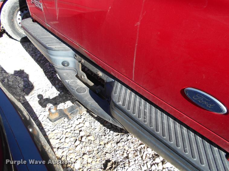 image for item AT9664 2003 Ford F150 SuperCab pickup truck