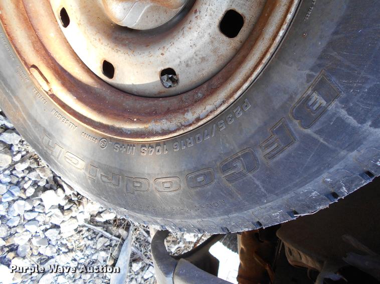 image for item AT9664 2003 Ford F150 SuperCab pickup truck