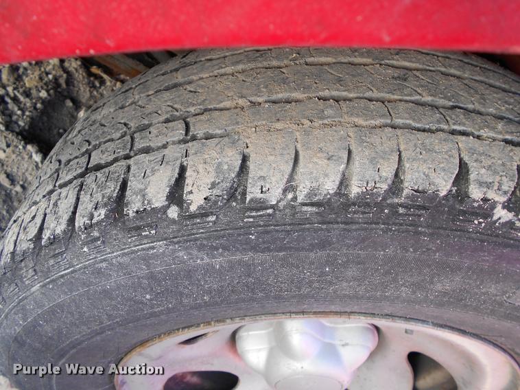 image for item AT9664 2003 Ford F150 SuperCab pickup truck