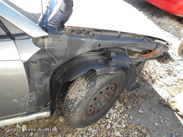 image for item AT9667 1998 Saturn SL SL1