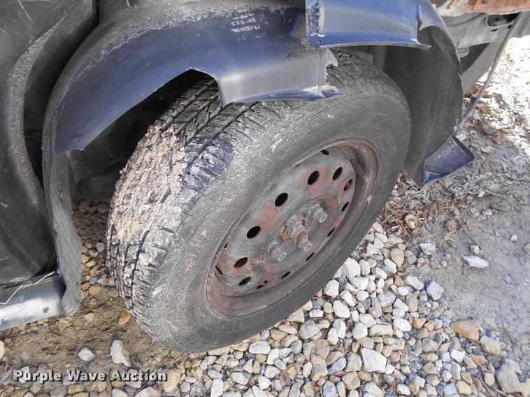 image for item AT9667 1998 Saturn SL SL1