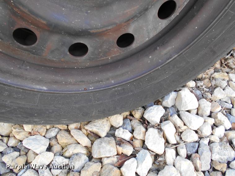 image for item AT9667 1998 Saturn SL SL1