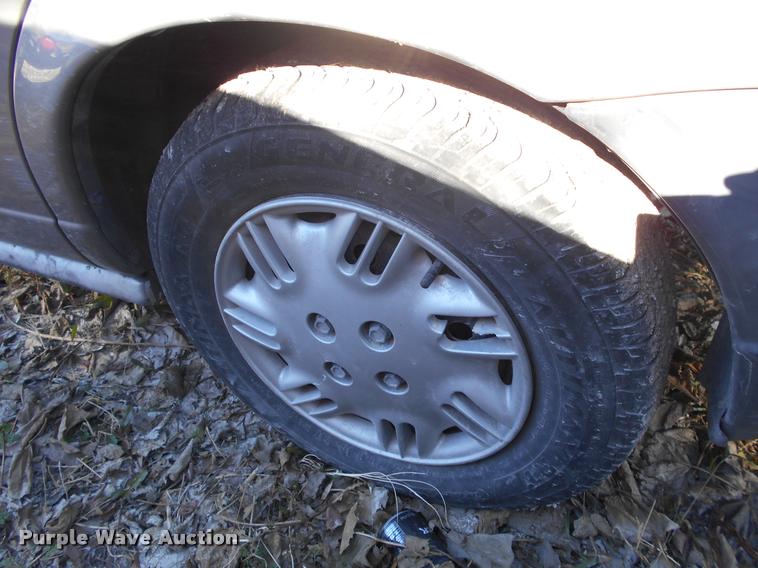 image for item AT9667 1998 Saturn SL SL1