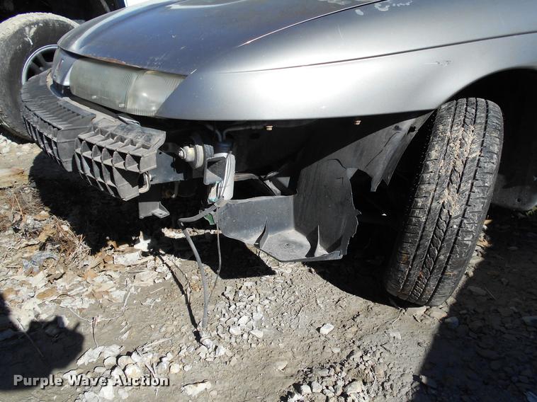 image for item AT9667 1998 Saturn SL SL1