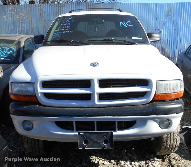 image for item AT9668 1999 Dodge Durango SUV