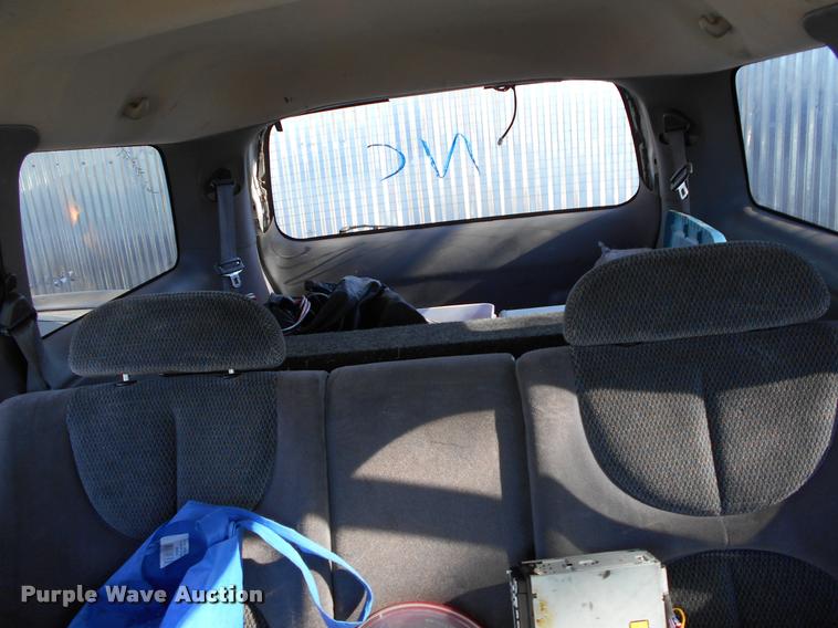 image for item AT9668 1999 Dodge Durango SUV