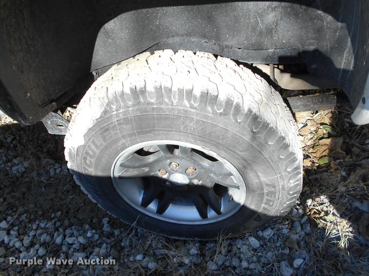 image for item AT9668 1999 Dodge Durango SUV