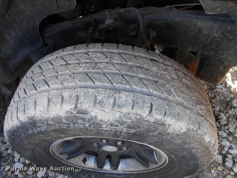 image for item AT9668 1999 Dodge Durango SUV