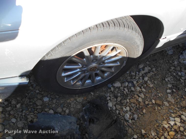 image for item AT9670 2001 Chrysler Concorde