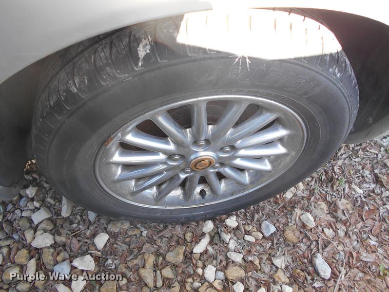 image for item AT9670 2001 Chrysler Concorde