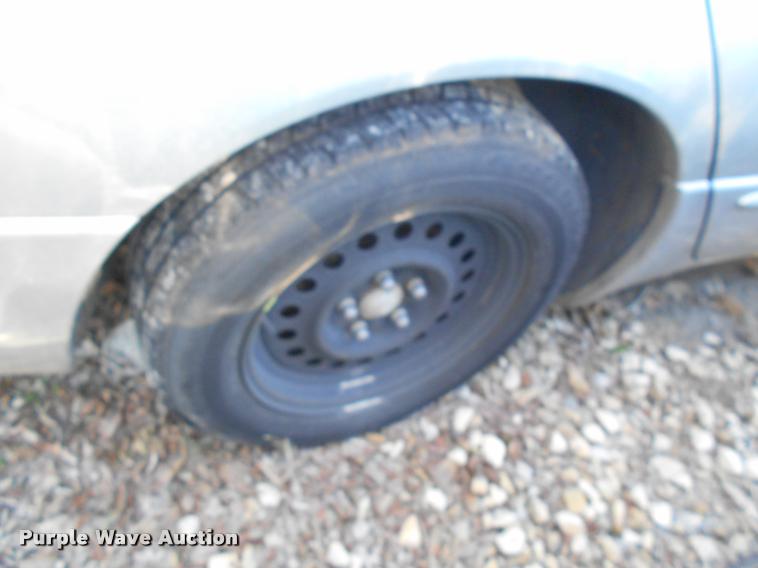 image for item AT9670 2001 Chrysler Concorde