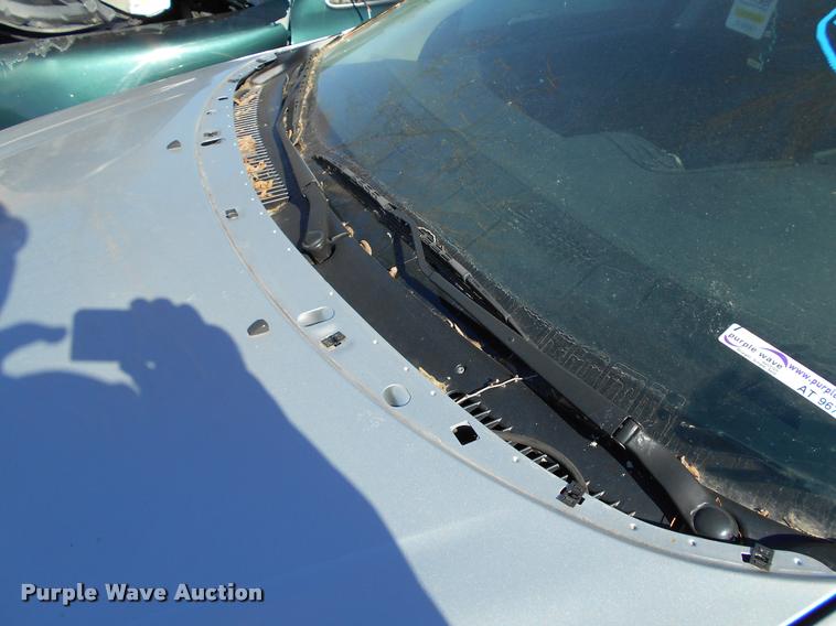 image for item AT9670 2001 Chrysler Concorde