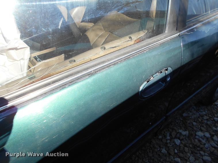 image for item AT9671 1996 Toyota Avalon