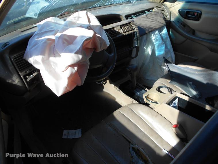 image for item AT9671 1996 Toyota Avalon