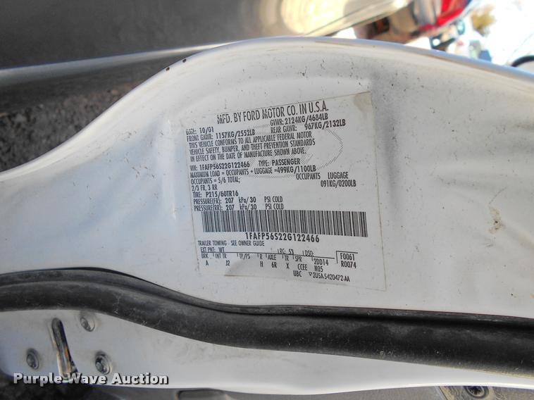 image for item AT9673 2002 Ford Taurus