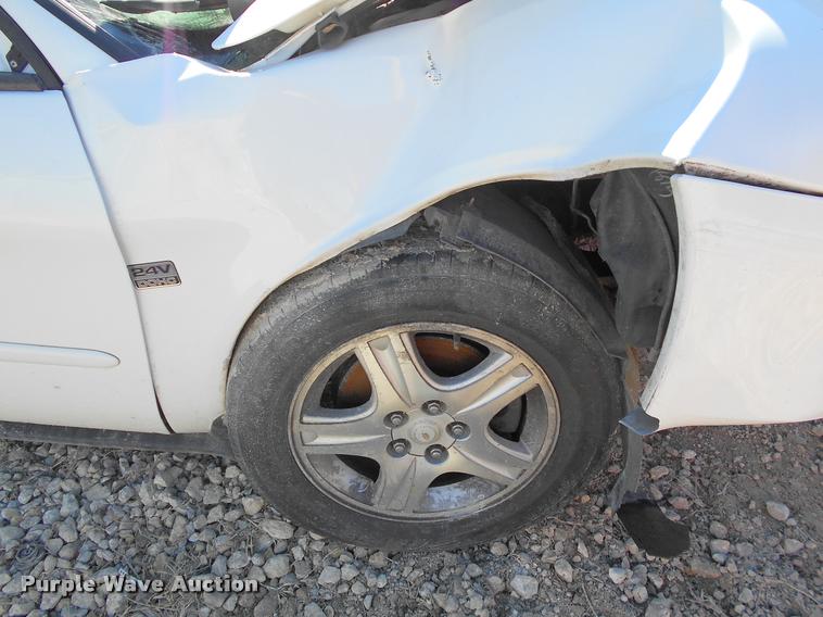 image for item AT9673 2002 Ford Taurus