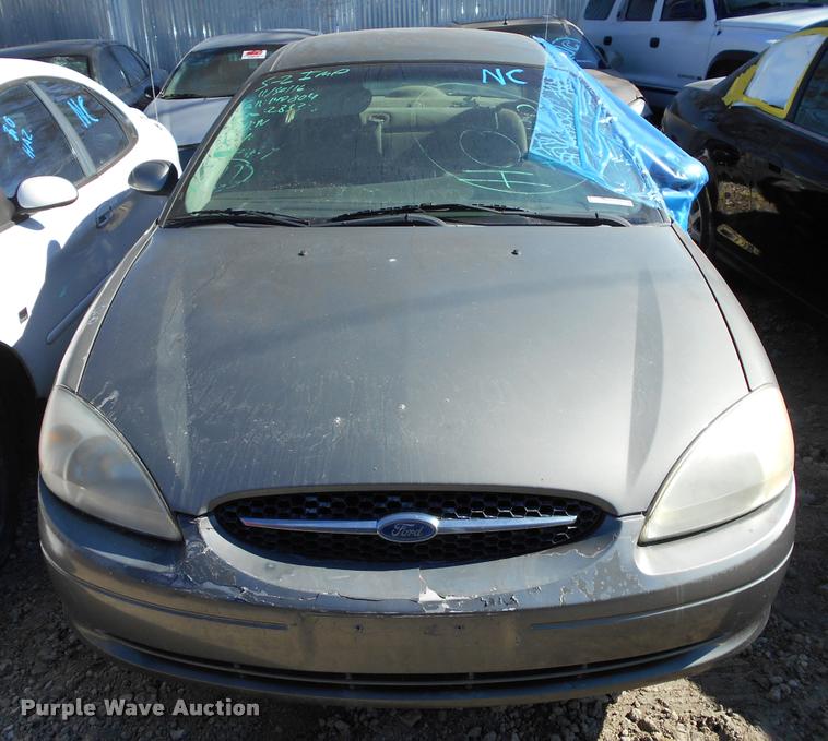image for item AT9674 2001 Ford Taurus