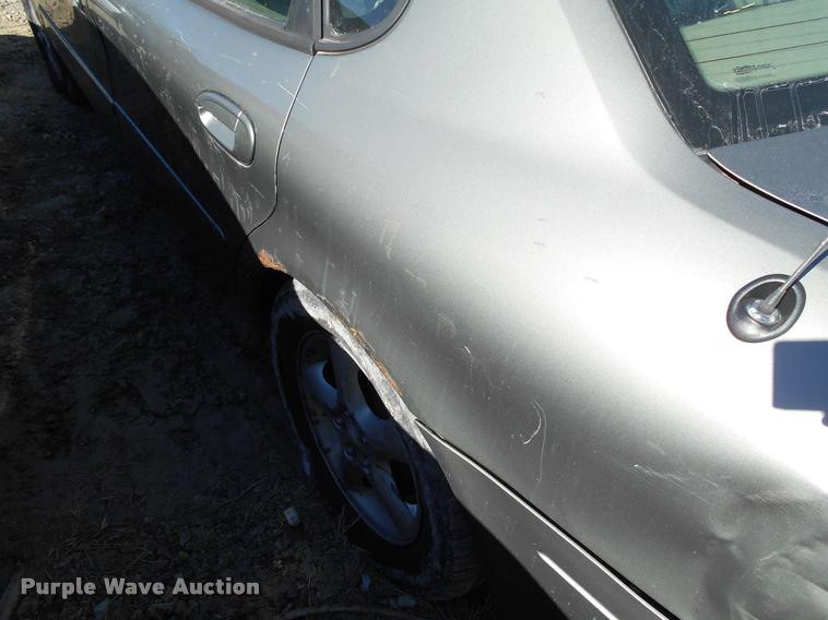 image for item AT9674 2001 Ford Taurus