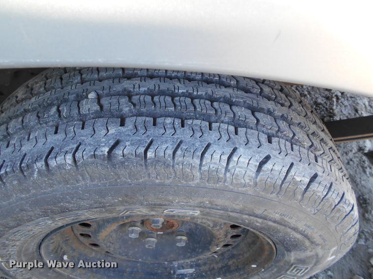 image for item AT9676 2001 Ford Explorer SUV