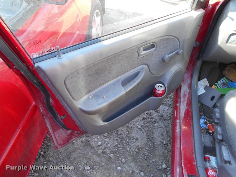 image for item AT9677 2005 Kia Rio