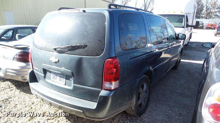 image for item AT9681 2005 Chevrolet Uplander van