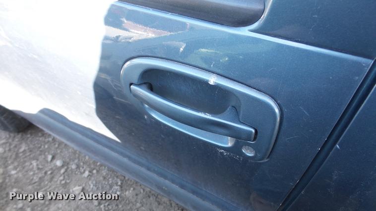 image for item AT9681 2005 Chevrolet Uplander van